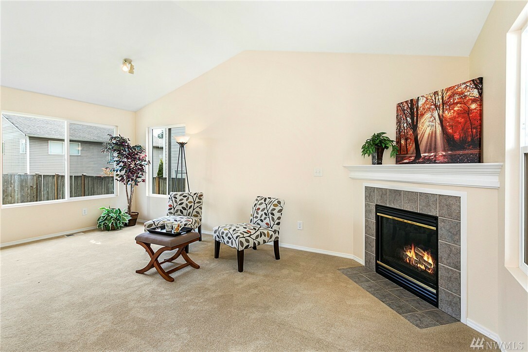 Property Photo: 15211 50th Ave SE WA 98208
