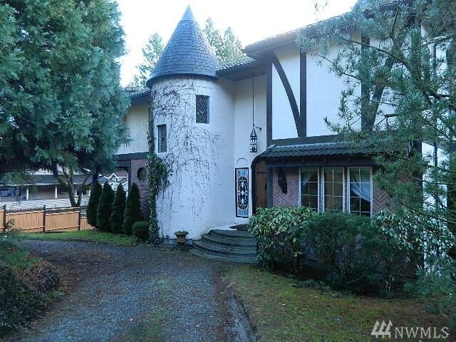 Property Photo:  16425 SE 34th St  WA 98008 