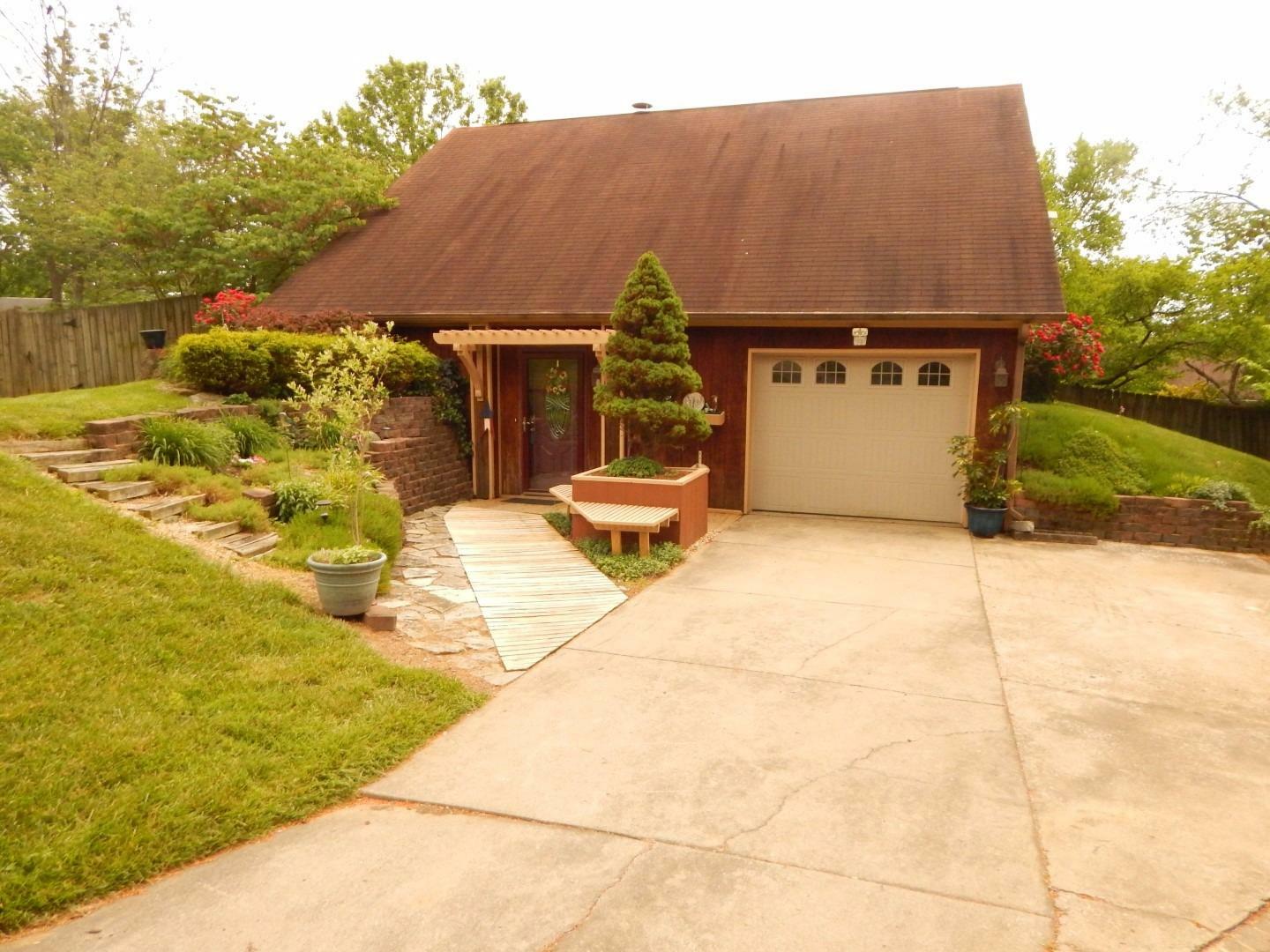 Property Photo: 512 Bayberry Bend KY 40517
