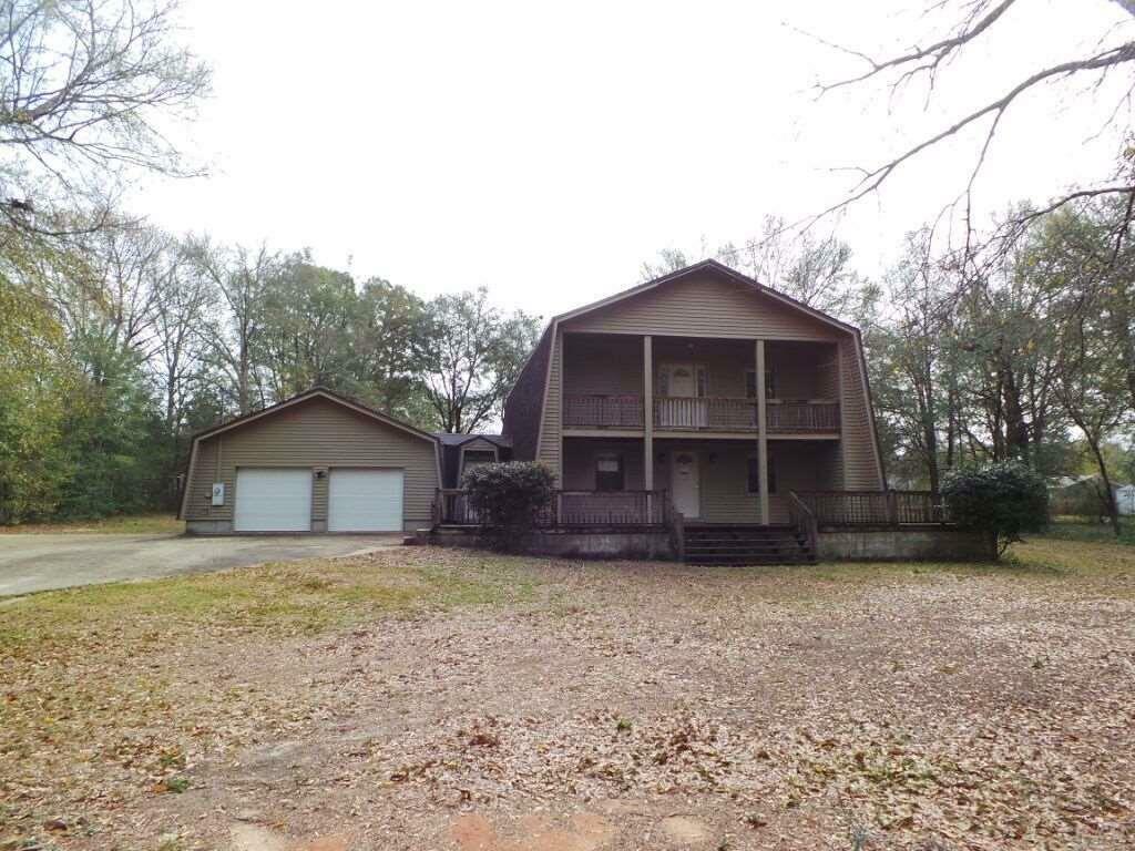 Property Photo:  5666 Milligan Ford Rd  FL 32571 