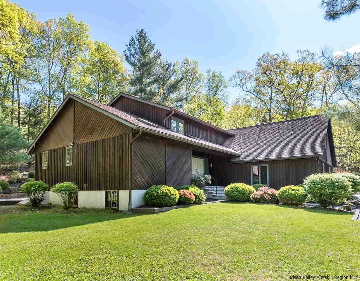 Property Photo: 44 Tall Oaks NY 12401