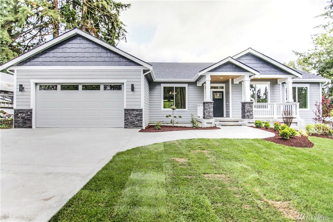 Property Photo: 2601 29th Ave SW WA 98373