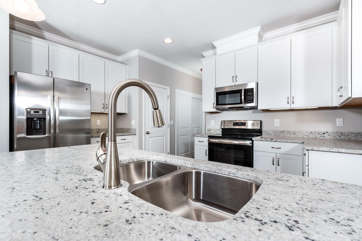 Property Photo: 6009 Fiori Drive FL 32539