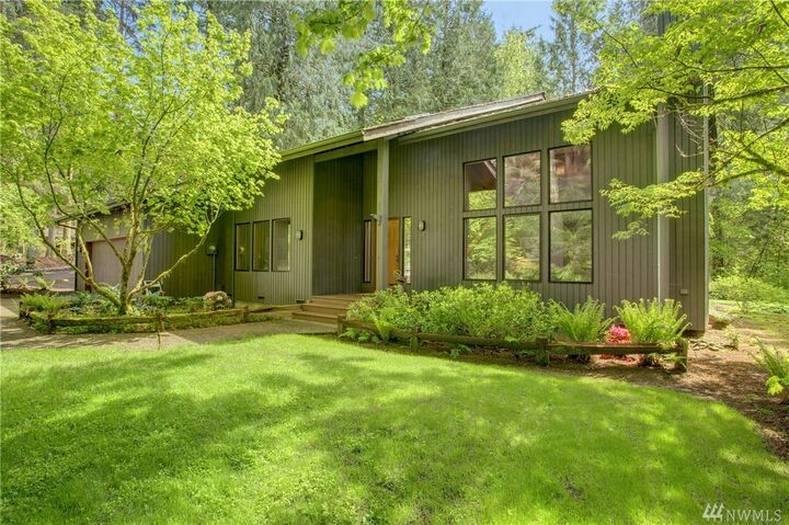 Property Photo:  23765 SE 132nd Wy  WA 98027 