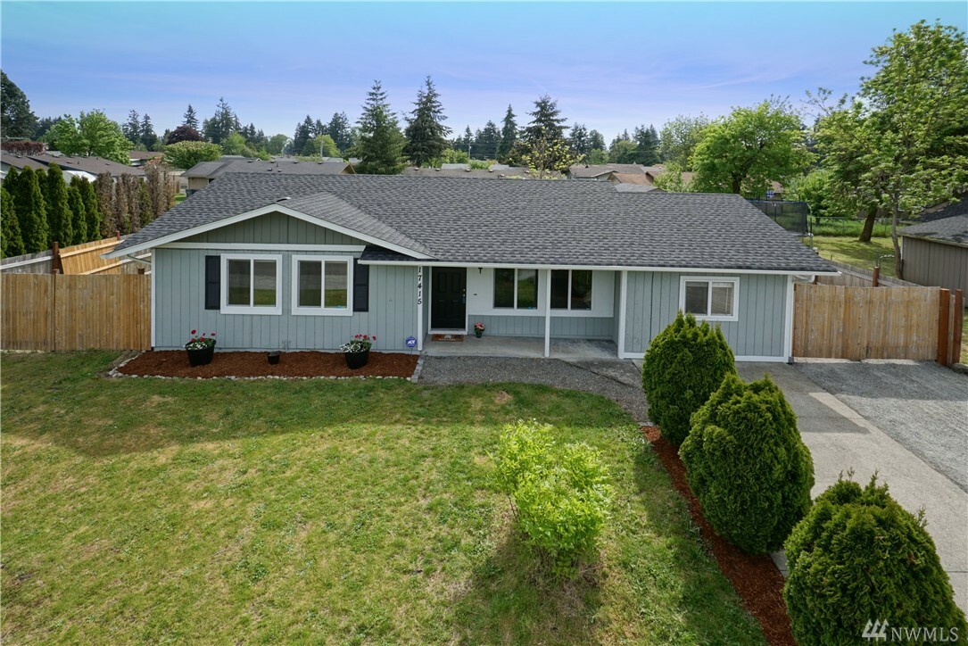 17415 5th Av Ct E  Spanaway WA 98387 photo