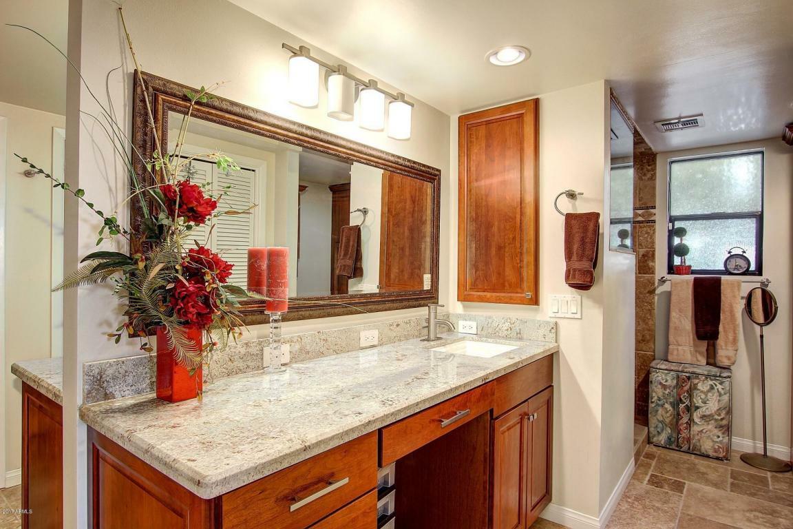 Property Photo: 7535 N Lakeside Lane AZ 85253