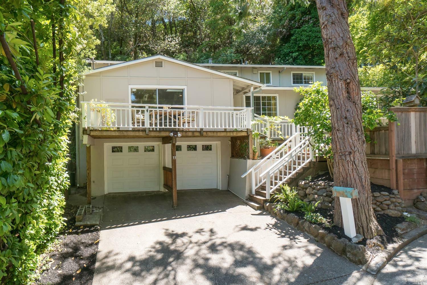 Property Photo:  33 Carlson Court  CA 94960 