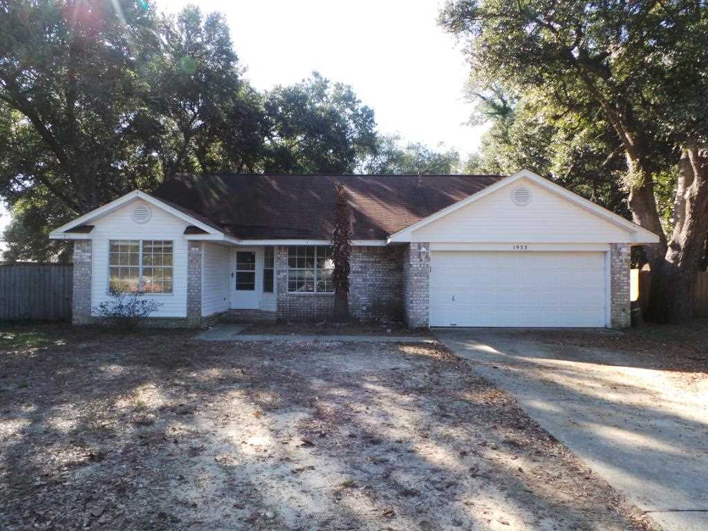 Property Photo:  1933 Dunlap St  FL 32507 