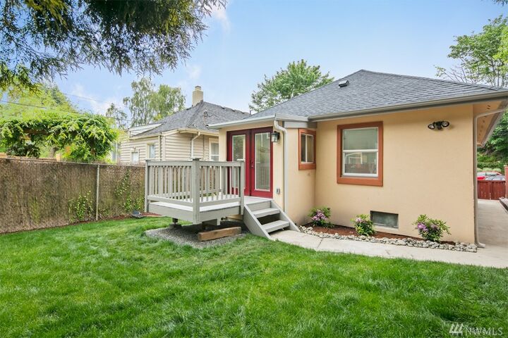 Property Photo: 936 Martin Luther King Jr. Wy S WA 98144