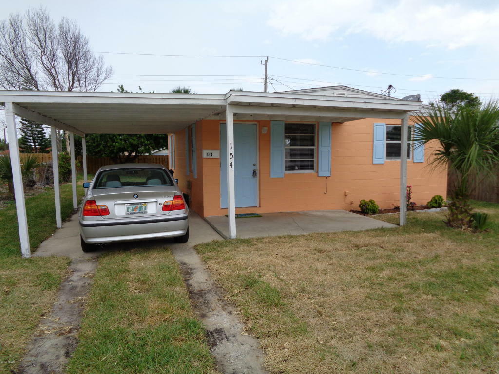 Property Photo: 154 Holland Road FL 32176