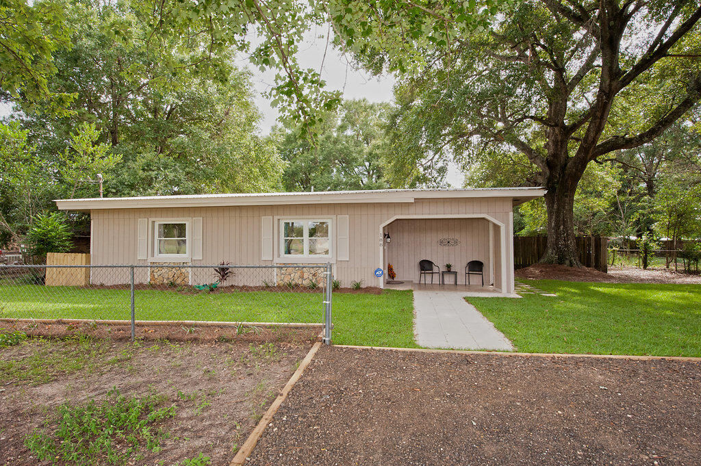 Property Photo:  188 Medley Drive  FL 32536 