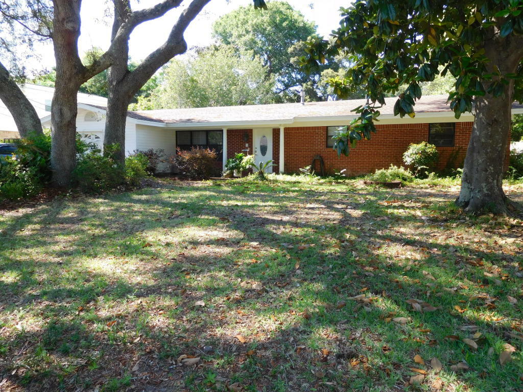 Property Photo:  223 Sotir Street  FL 32548 