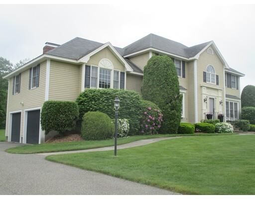 Property Photo:  3 Nollet Dr  MA 01810 