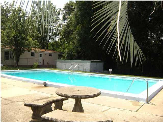 Property Photo: 1415 Cape Lane FL 32578