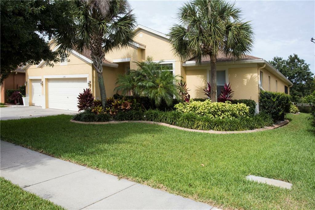 Property Photo: 11742 Holly Creek Drive FL 33569