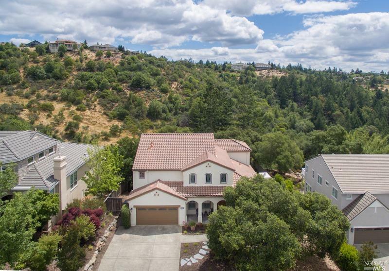 Property Photo:  3746 Crown Hill Drive  CA 95404 