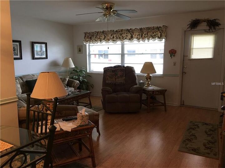Property Photo: 5810 21st Street N 12 FL 33714