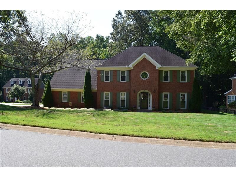 Property Photo:  1851 Blackthorn Way   30075 