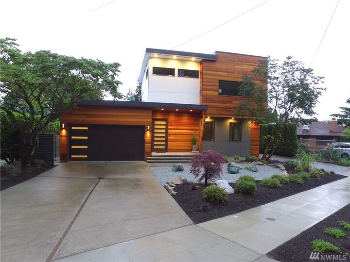 Property Photo:  5432 Seward Park Ave S  WA 98118 