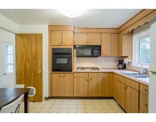 Property Photo:  13 Hilltop Dr  MA 01730 