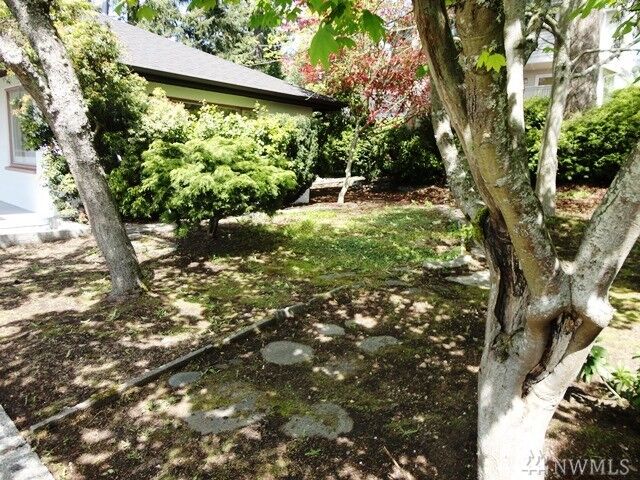 Property Photo:  1014 NW 178th St  WA 98177 