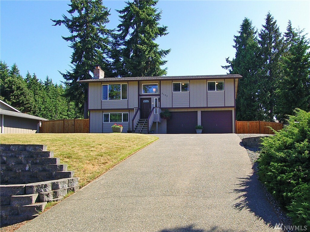 Property Photo:  2122 W 12th St  WA 98363 