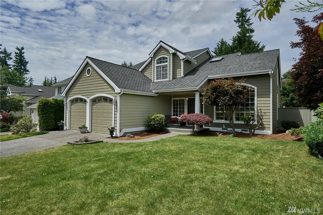 Property Photo:  25752 SE 39th St  WA 98029 