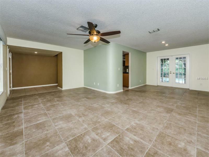 Property Photo:  840 Village Way  FL 34683 