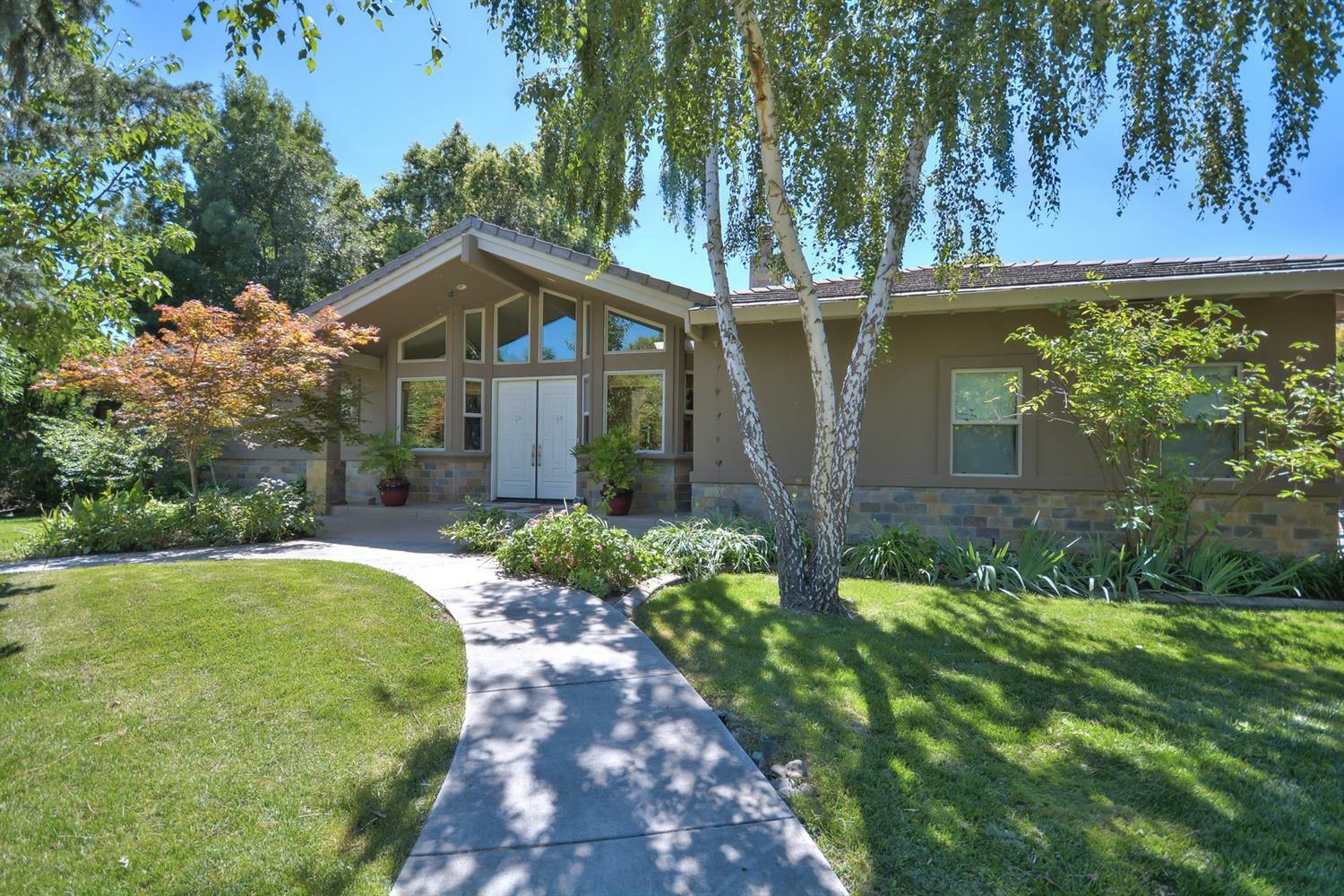 Property Photo:  5011 5021 Tunis Road  CA 95835 