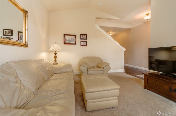 Property Photo:  10105 183rd Av Pl E  WA 98391 