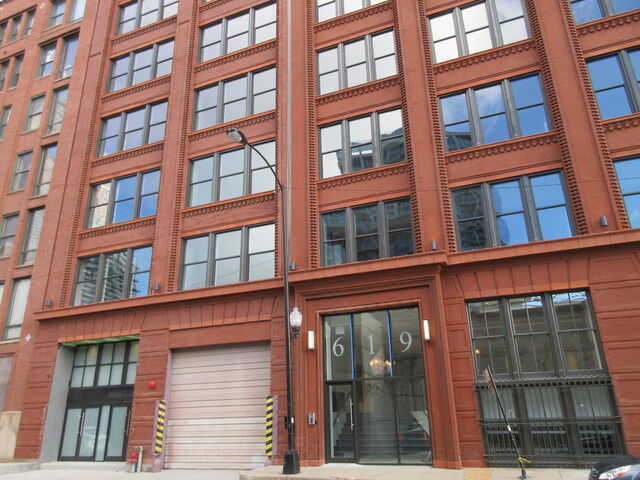 Property Photo:  619 S Lasalle Street 415  IL 60605 