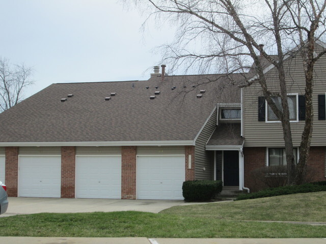 Property Photo:  964 Harvest Circle 964  IL 60089 