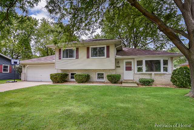 Property Photo:  1760 Daisy Street  IL 60505 