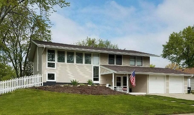 Property Photo:  1340 Dennison Road  IL 60169 