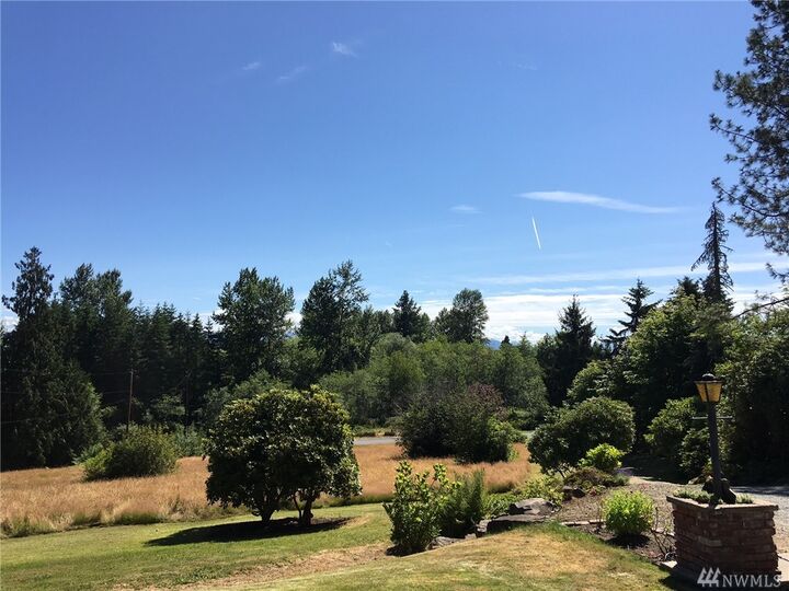 Property Photo: 16606 11th Avenue NE WA 98223