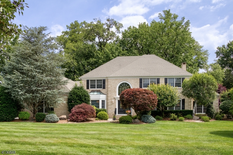 Property Photo:  24 Marion Ln  NJ 07076 