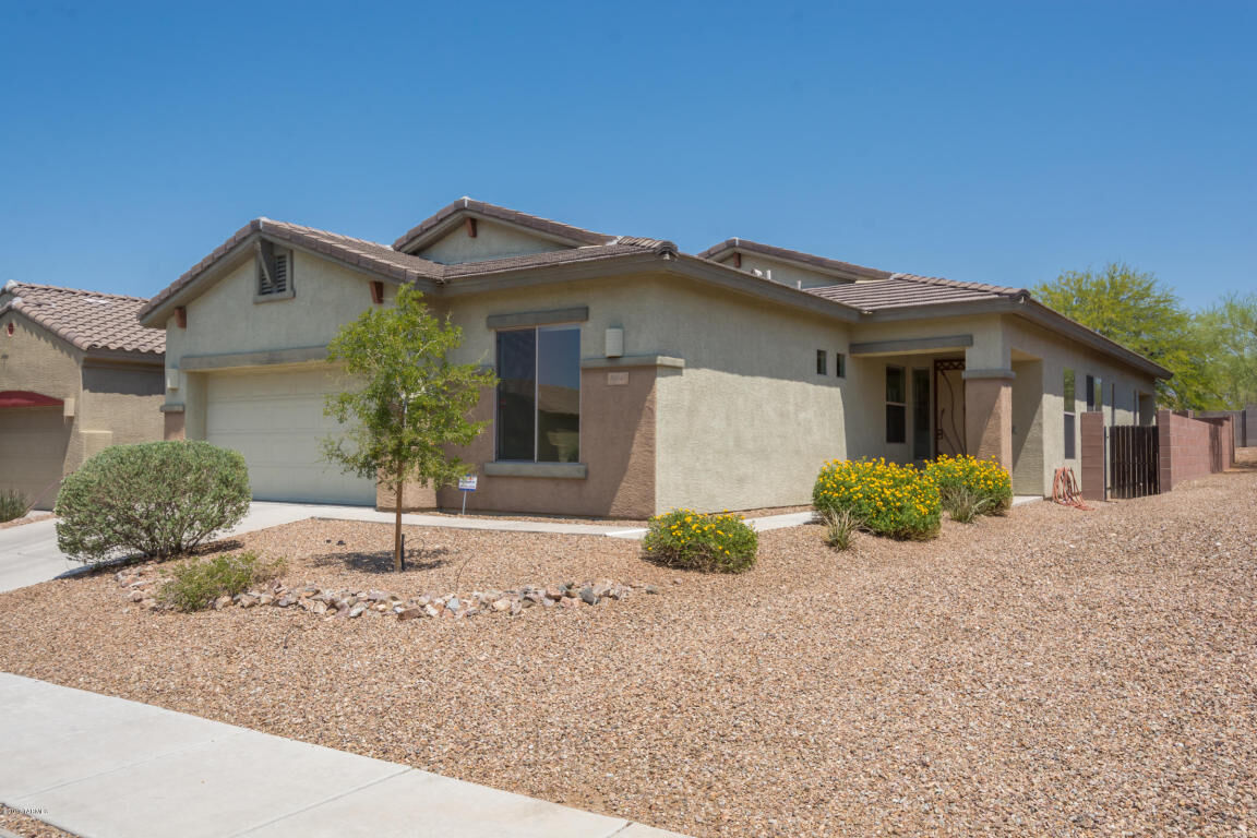 Property Photo: 10045 E Cedar Hill Drive AZ 85748