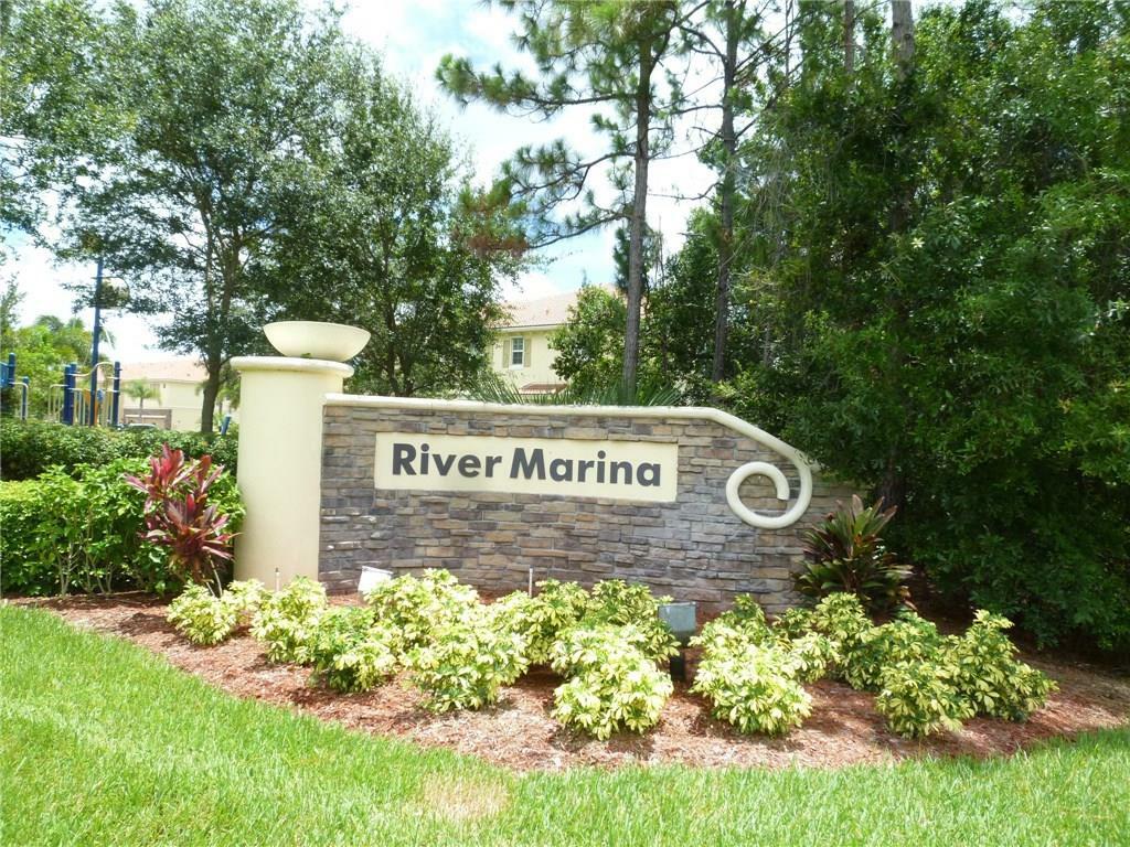 Property Photo:  9490 SW Purple Martin Way  FL 34997 