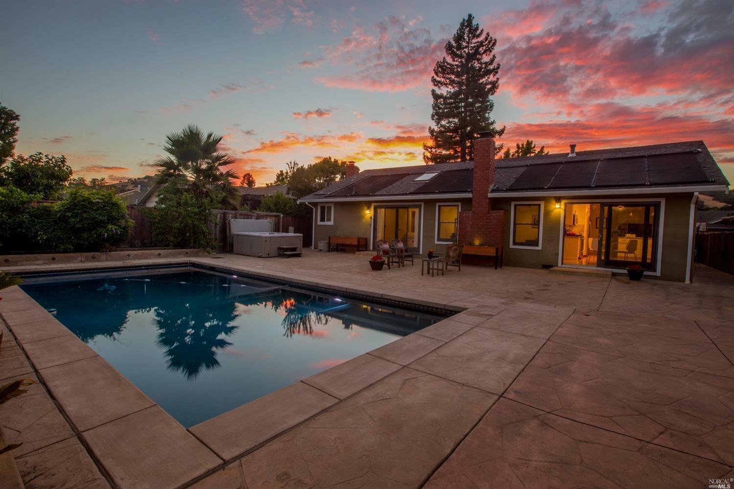 Property Photo: 48 San Felipe Way CA 94945