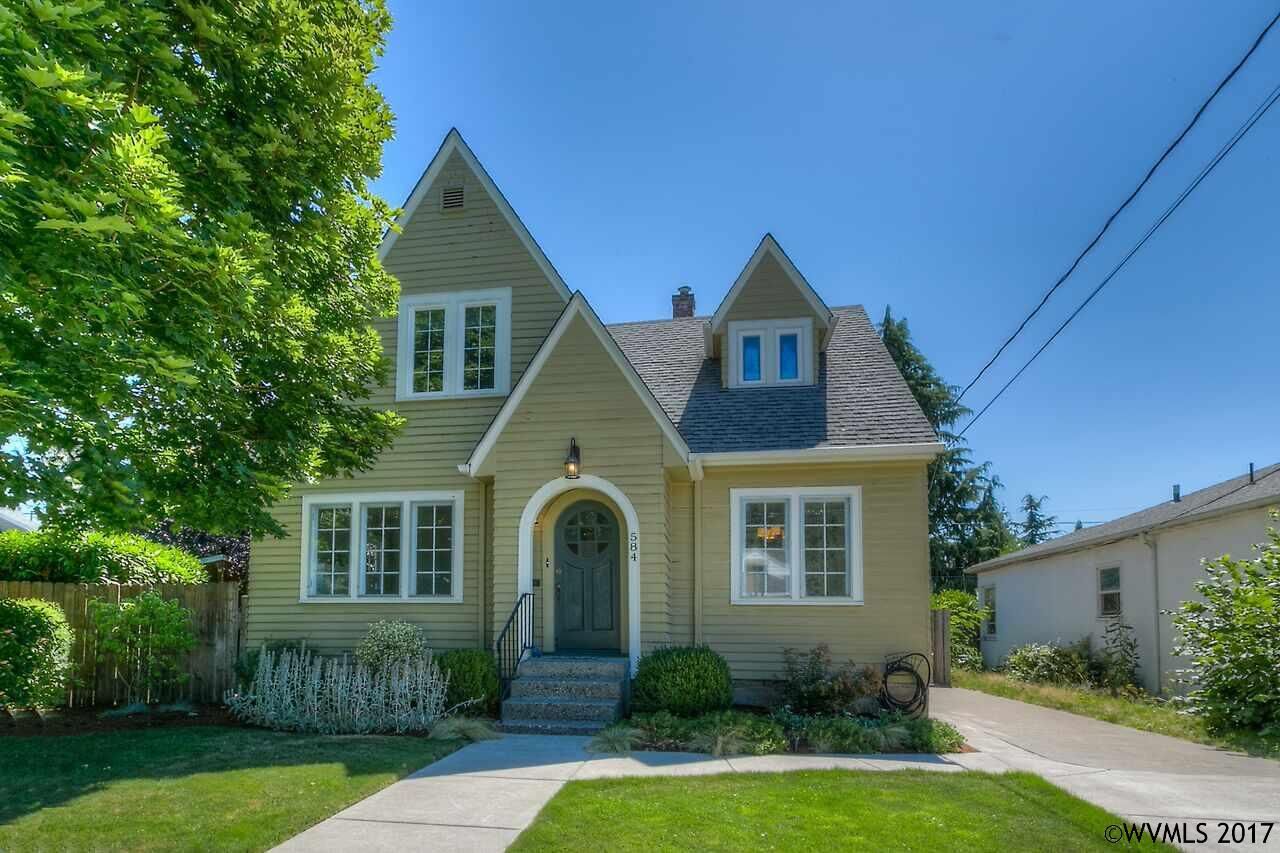 Property Photo: 584 21st St OR 97301