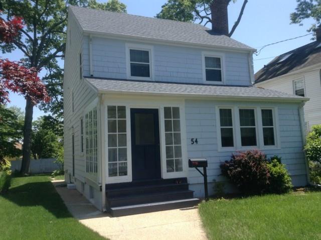 Property Photo:  54 Ridgewood Avenue  CT 06907 