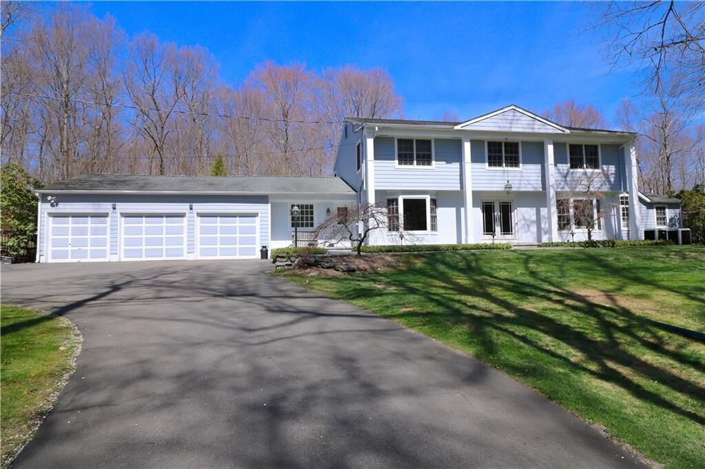 Property Photo: 95 Forest Glen Drive CT 06525