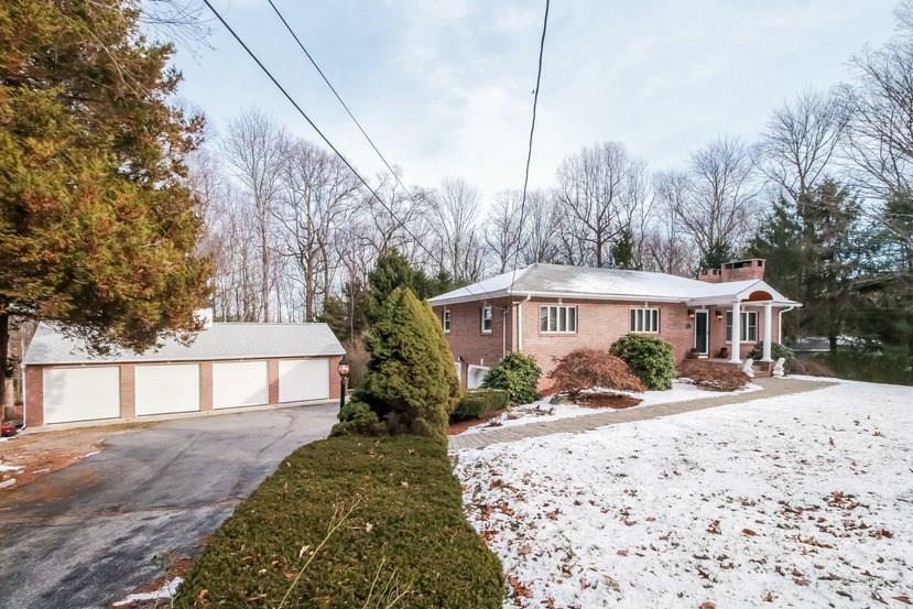 Property Photo:  46 Brookwood Lane  CT 06484 