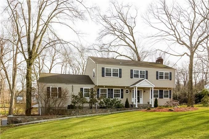 Property Photo: 33 Pequot Trail CT 06880