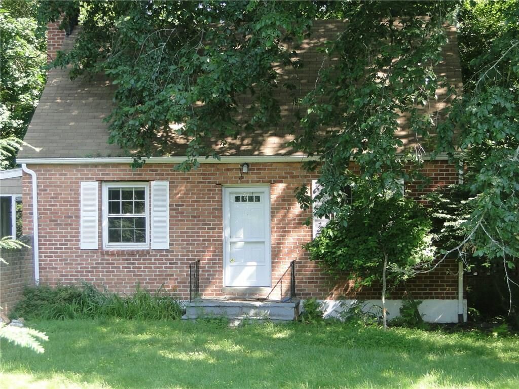 Property Photo:  23 Old Road  CT 06880 