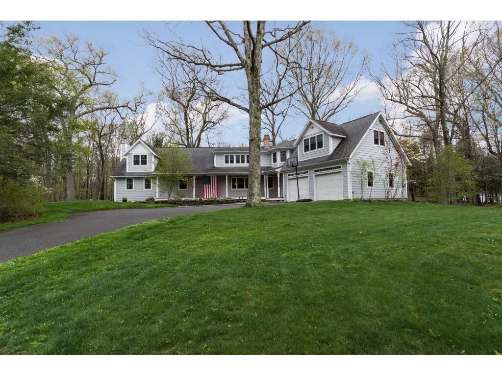 Property Photo:  105 Staples Road  CT 06612