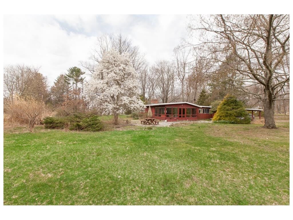 Property Photo:  96 Bayberry Lane  CT 06880 