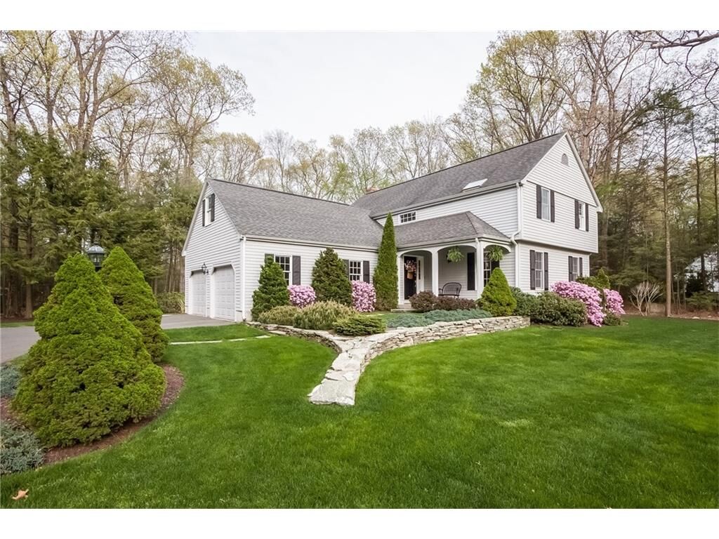 Property Photo:  4 Highwood Drive  CT 06001 