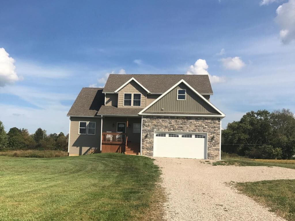 Property Photo:  9169 Licking Trails Road  OH 43076 