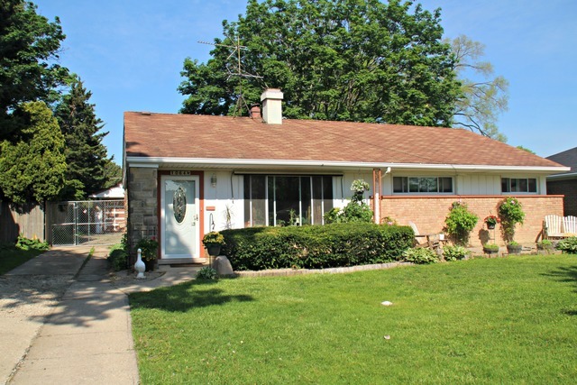 Property Photo:  1064 Villa Drive  IL 60016 